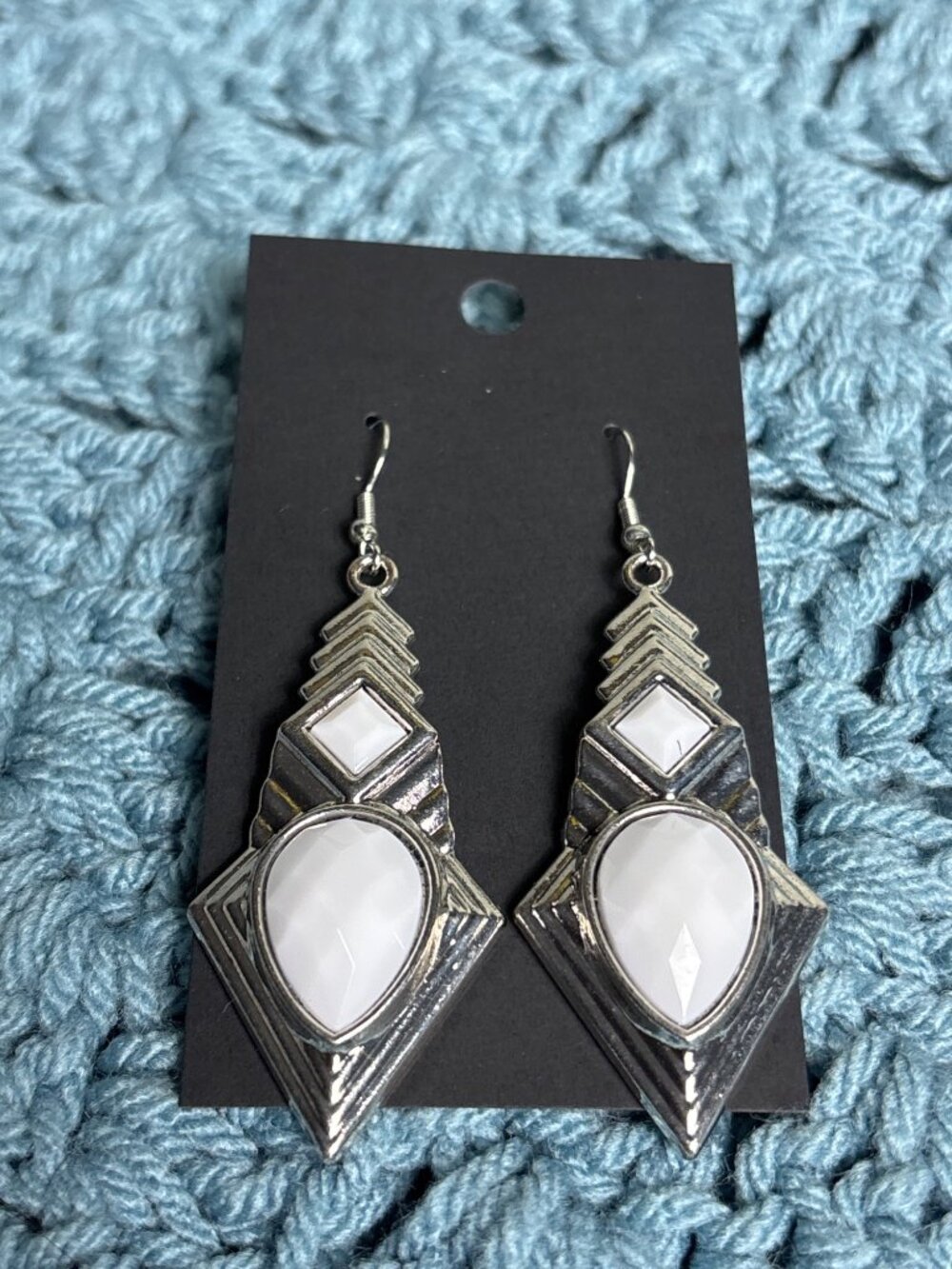 Silvertone White Plastic Faceted Rhinestones Dangle Earrings 2.25 inches